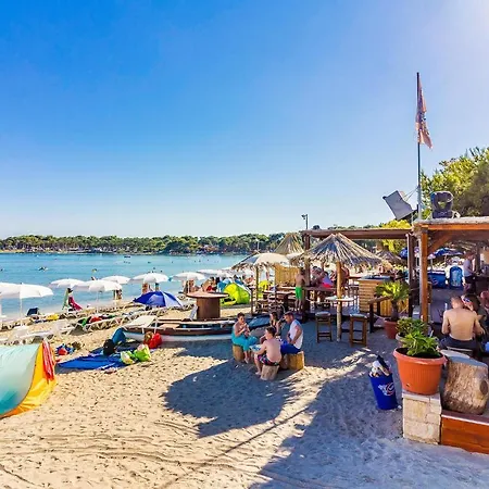 Apartman Fucane Iv *